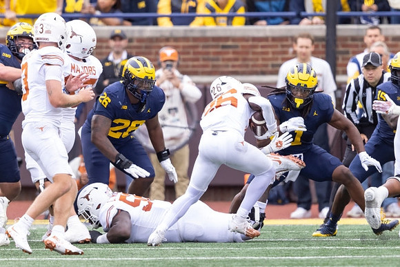 Rayshaun Benny (26), Jaishawn Barham (1), and Ernest Hausmann (15)
