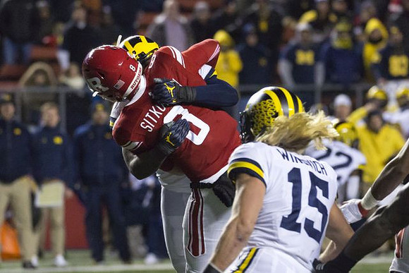 Chase Winovich (15)