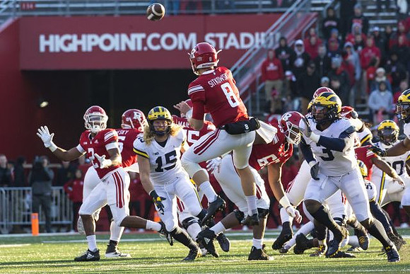 Chase Winovich (15) and Rashan Gary (3)