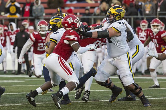 Tru Wilson (13) and Ben Bredeson (74)