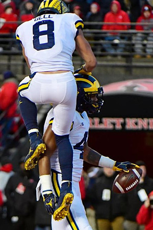 Ronnie Bell (8) and Nico Collins (4)