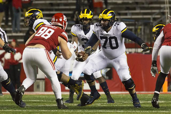 Joe Milton (3) and Nolan Ulizio (70)