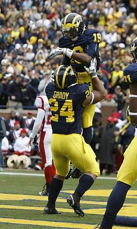 Kevin Grady (24), Kelvin Grady (19), and Junior Hemingway (21)