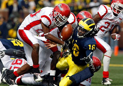 Denard Robinson (16)