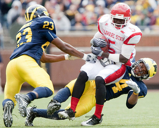 Floyd Simmons (23) and Teric Jones (14)