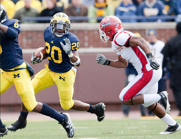 Je'Ron Stokes (6) and Michael Shaw (20)