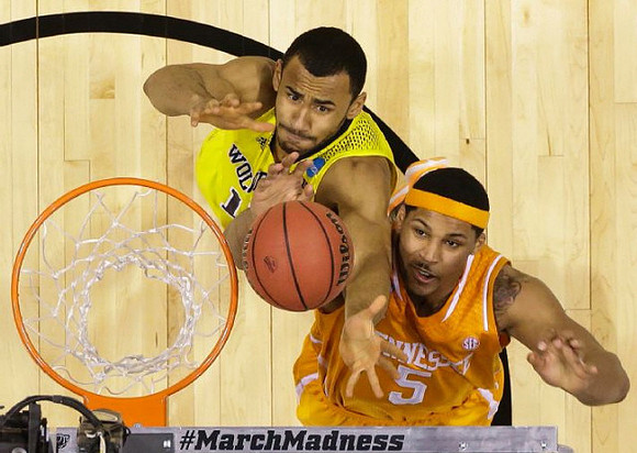 Jon Horford (15)