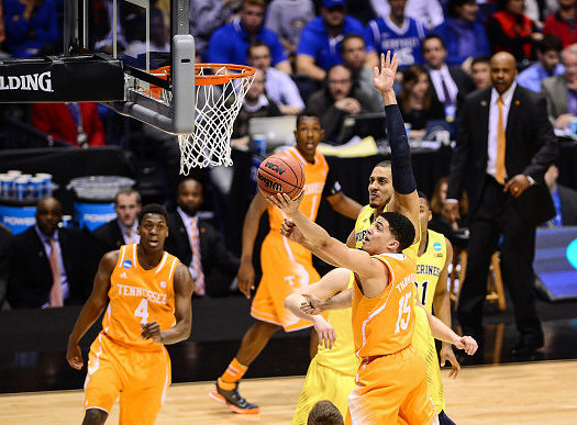 Jordan Morgan (52) and Zak Irvin (21)