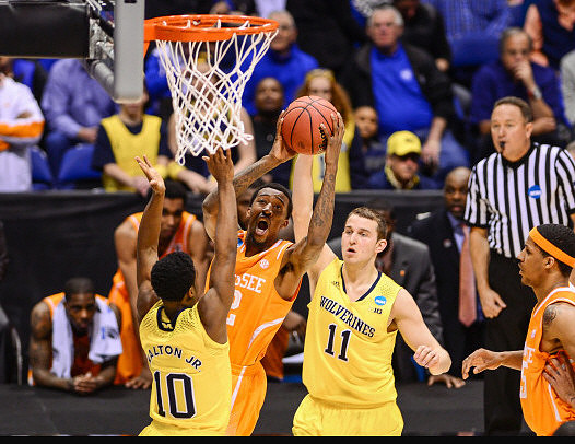 Derrick Walton Jr. (10) and Nik Stauskas (11)