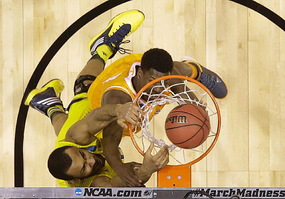 Jon Horford (15)