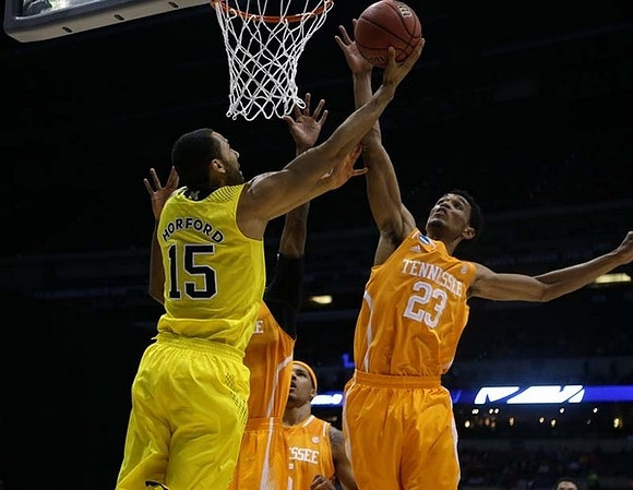Jon Horford (15)