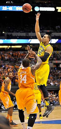 Jordan Morgan (52)