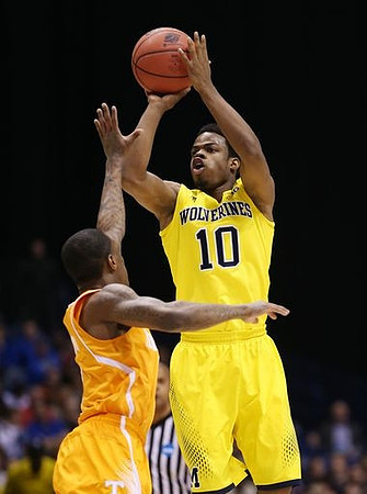 Derrick Walton Jr. (10)