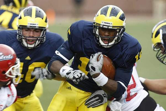 Jon Bills (46) and Michael Cox (15)