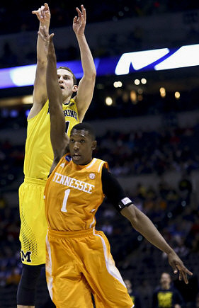 Nik Stauskas (11)