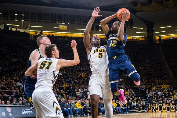 Jon Teske (15) and Muhammad-Ali Abdur-Rahkman (12)