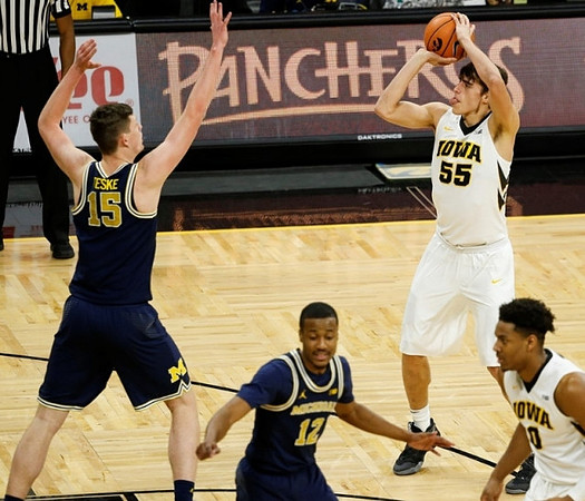 Jon Teske (15) and Muhammad-Ali Abdur-Rahkman (12)