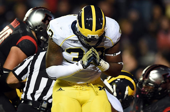 Taco Charlton (33)