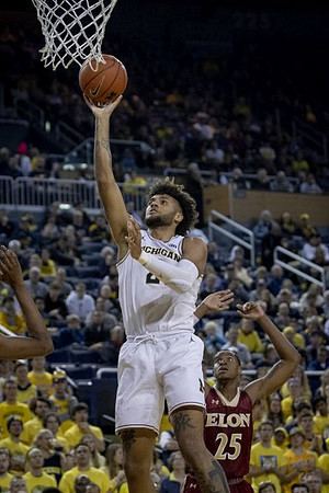 Isaiah Livers (2)