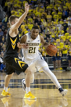 Zak Irvin (21)