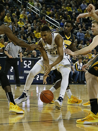 Zak Irvin (21)