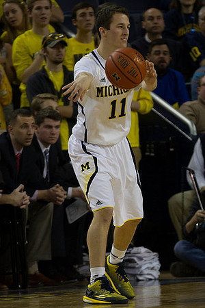 Andrew Dakich (11)