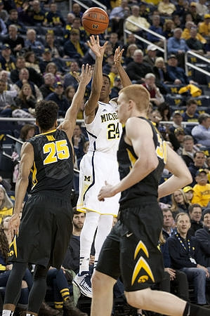 Aubrey Dawkins (24)