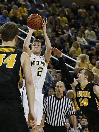 Spike Albrecht (2)