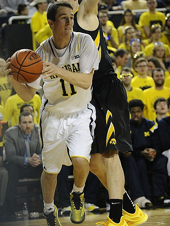 Andrew Dakich (11)