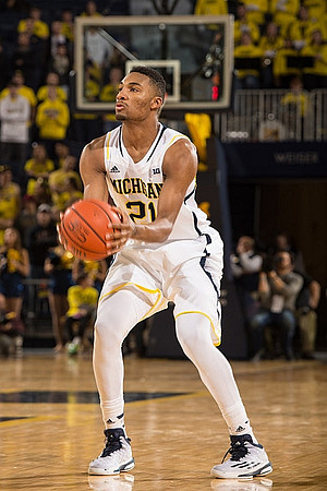 Zak Irvin (21)