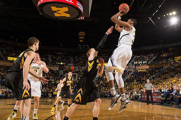 Ricky Doyle (32), Spike Albrecht (2), and Kameron Chatman (3)