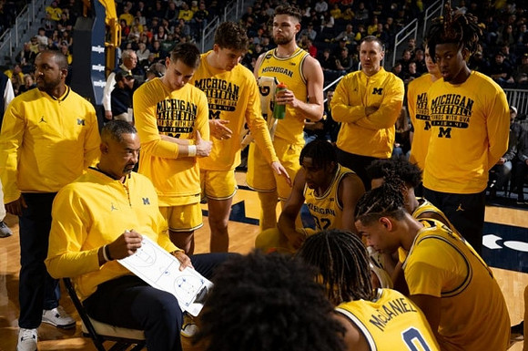 Juwan Howard and Michigan Team