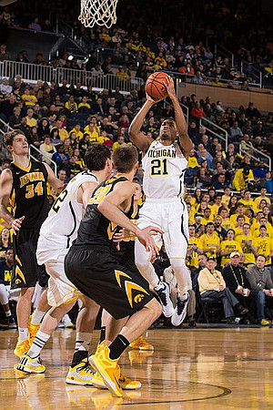 Ricky Doyle (32) and Zak Irvin (21)