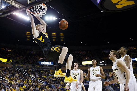 Ricky Doyle (32), Kameron Chatman (3), Zak Irvin (21), and Spike Albrecht (2)