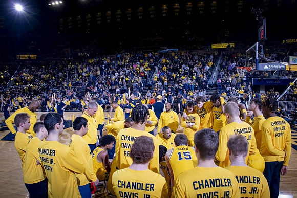 Juwan Howard and Michigan Team