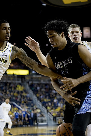 Charles Matthews (1) and Moritz Wagner (13)