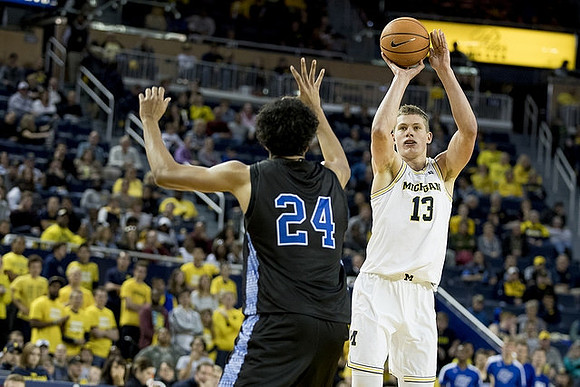 Moritz Wagner (13)