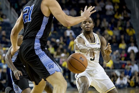 Zavier Simpson (3)