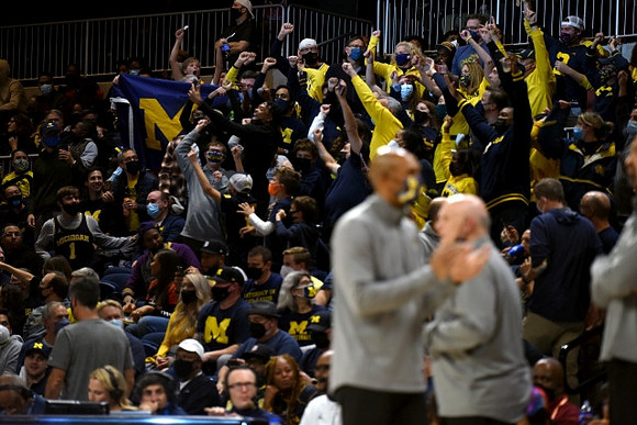 Saddi Washington and Phil Martelli