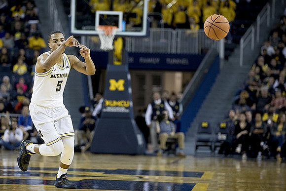 Jaaron Simmons (5)