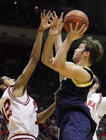 Zack Novak (0)
