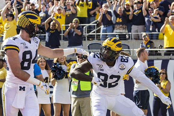 Sean McKeon (84) and Nick Eubanks (82)