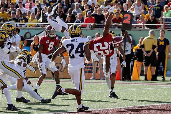Lavert Hill (24)