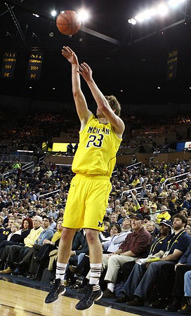 Evan Smotrycz (23)