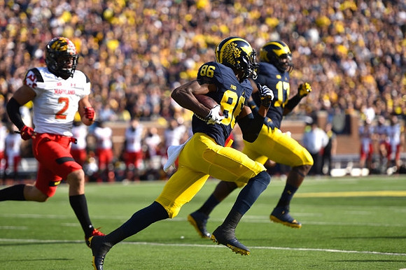 Jehu Chesson (86) and Tyrone Wheatley Jr. (17)