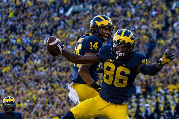 Drake Harris (14) and Jehu Chesson (86)