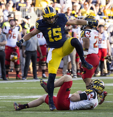 Chase Winovich (15)