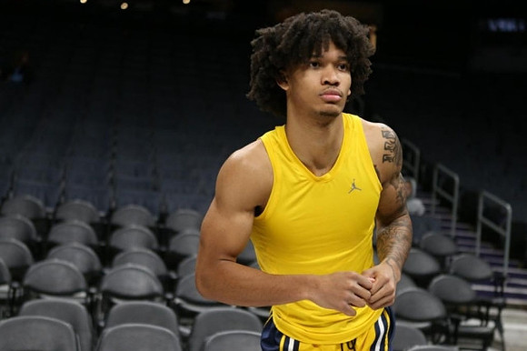 Isaiah Barnes (11)