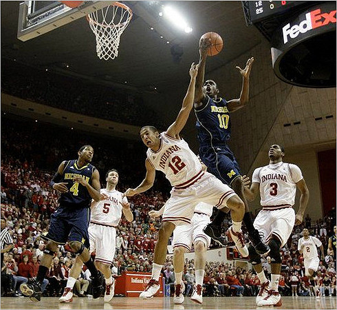 Darius Morris (4) and Tim Hardaway Jr. (10)