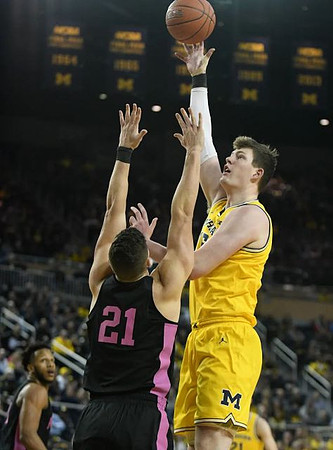 Jon Teske (15)